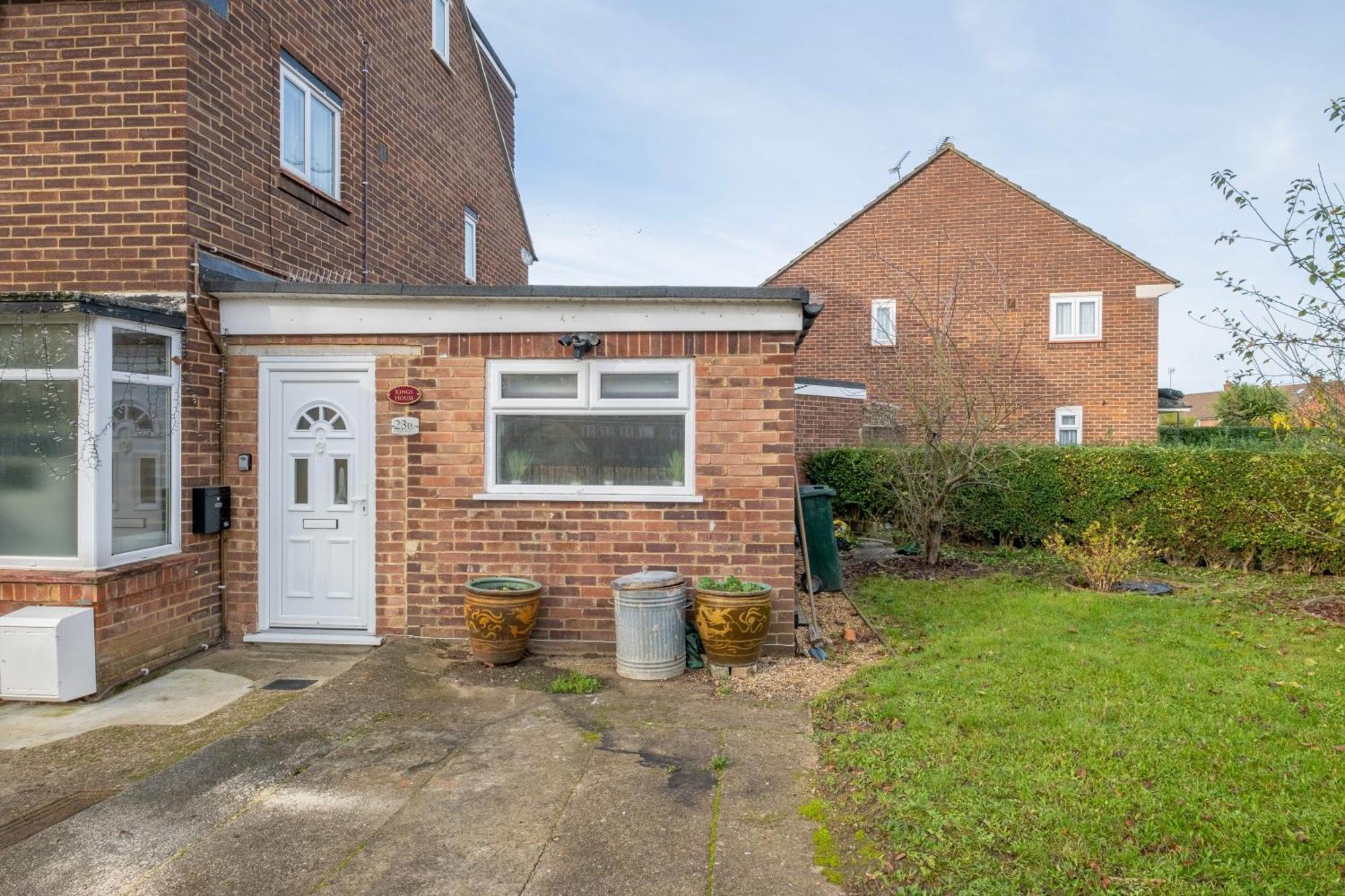 Kings House Apartment Hayes, West London Apt A Northolt  Екстериор снимка