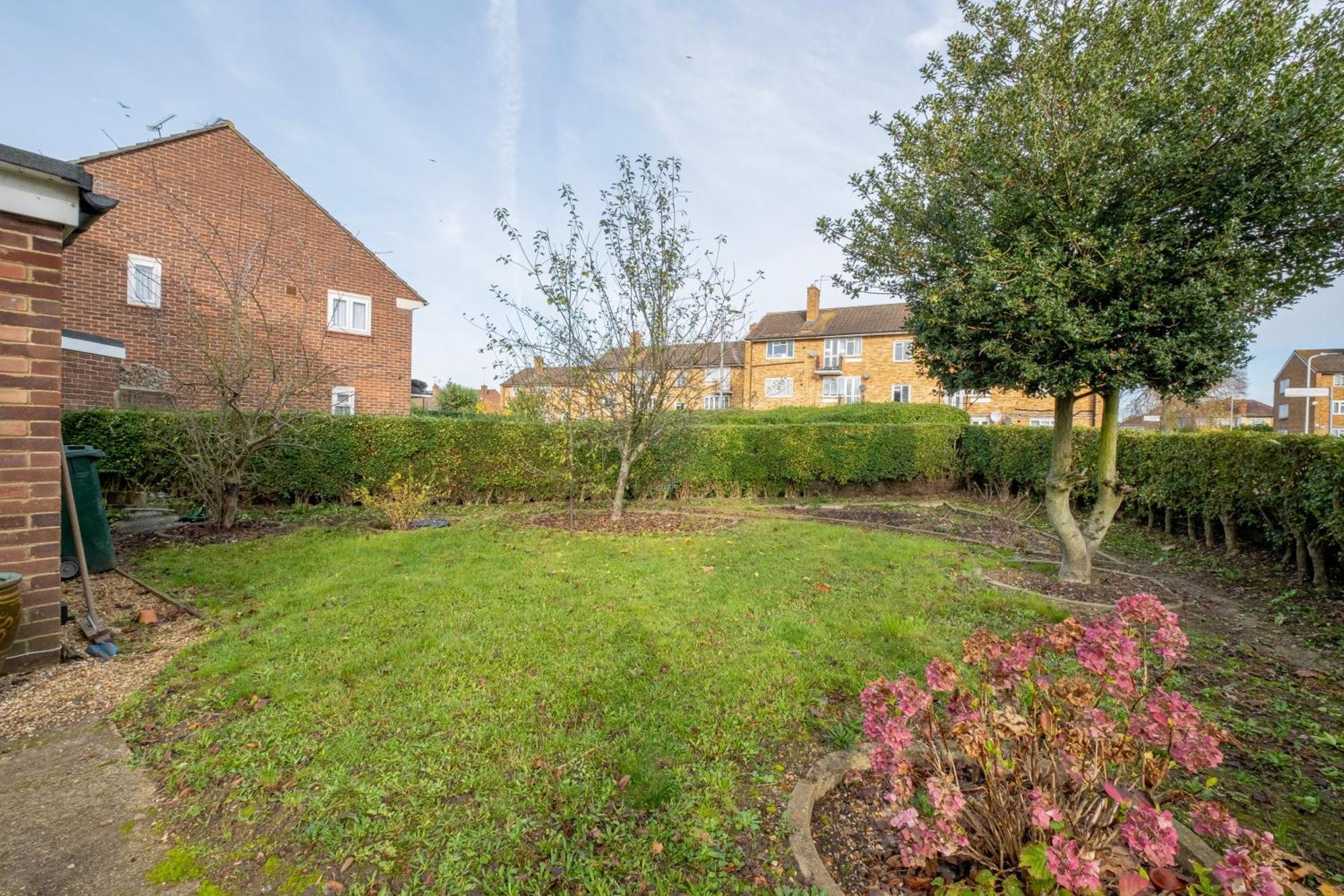 Kings House Apartment Hayes, West London Apt A Northolt  Екстериор снимка