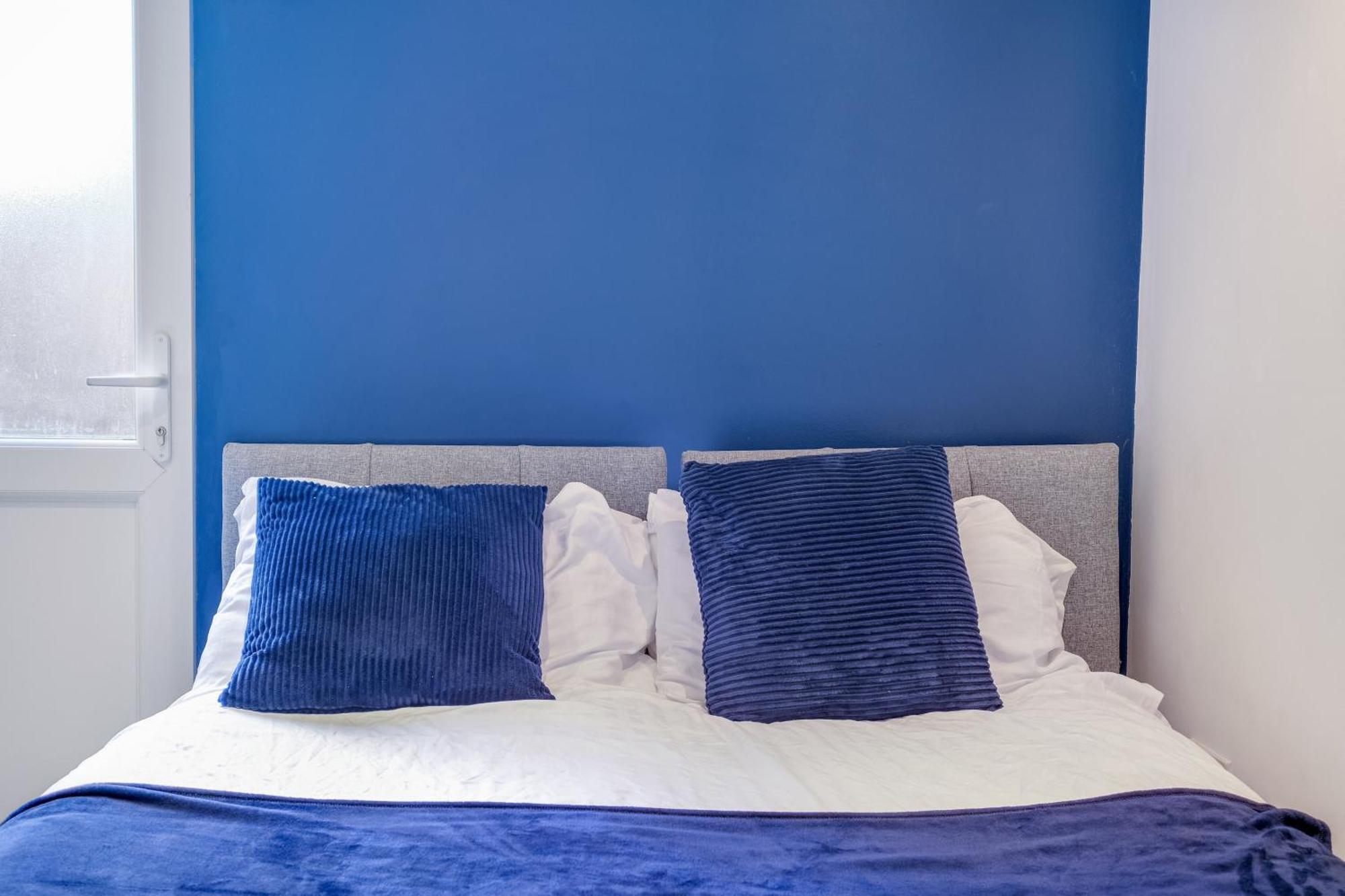 Kings House Apartment Hayes, West London Apt A Northolt  Екстериор снимка