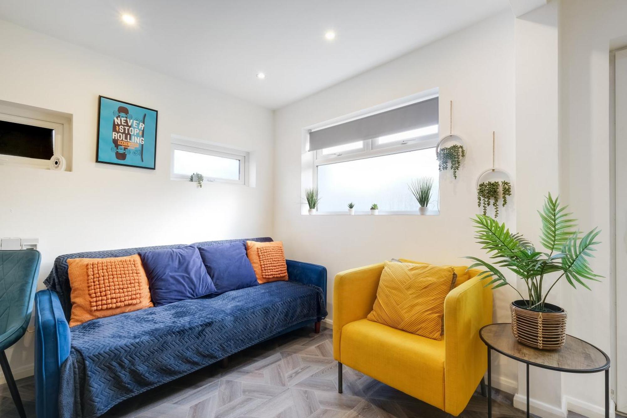 Kings House Apartment Hayes, West London Apt A Northolt  Екстериор снимка