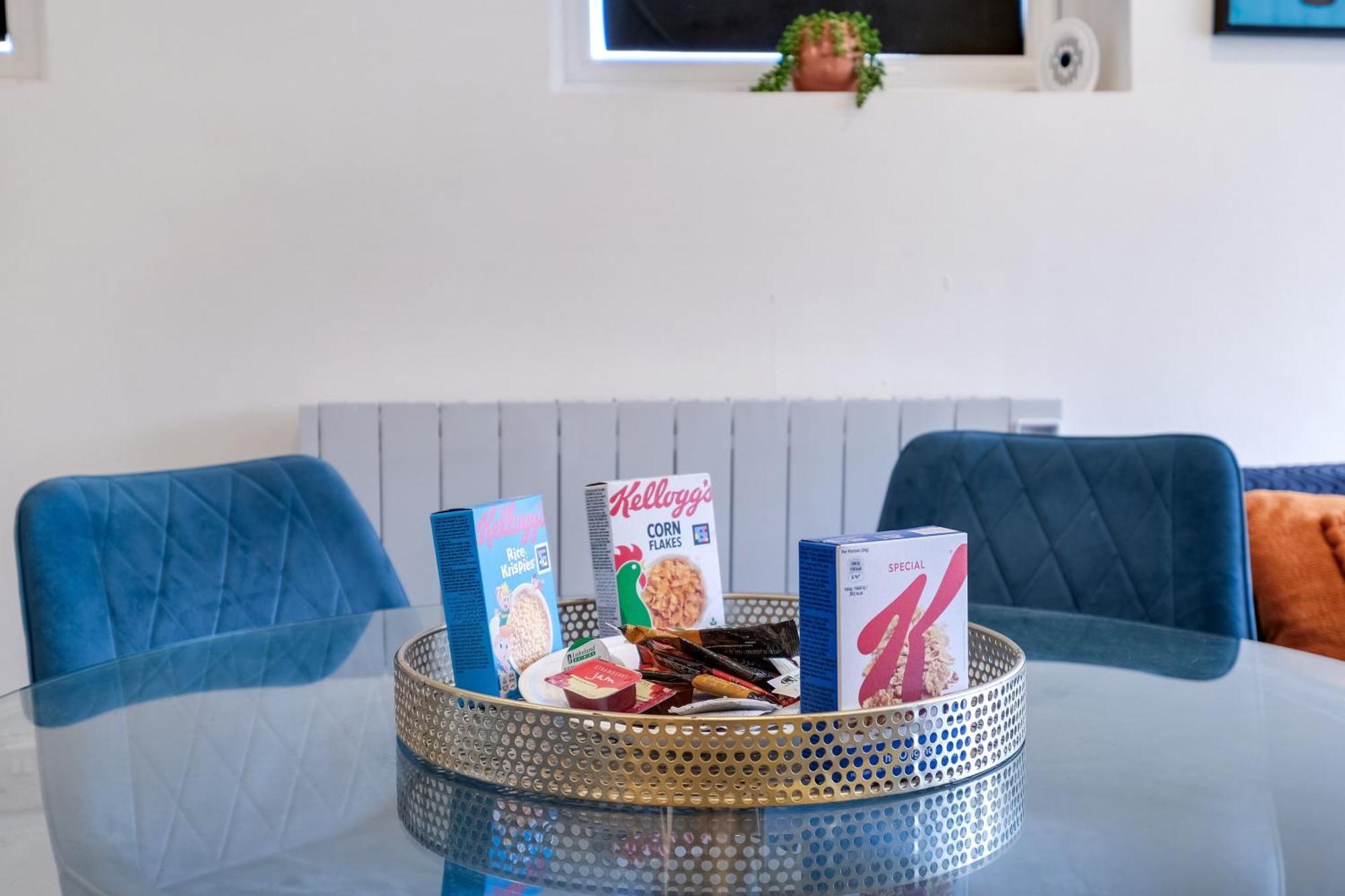 Kings House Apartment Hayes, West London Apt A Northolt  Екстериор снимка