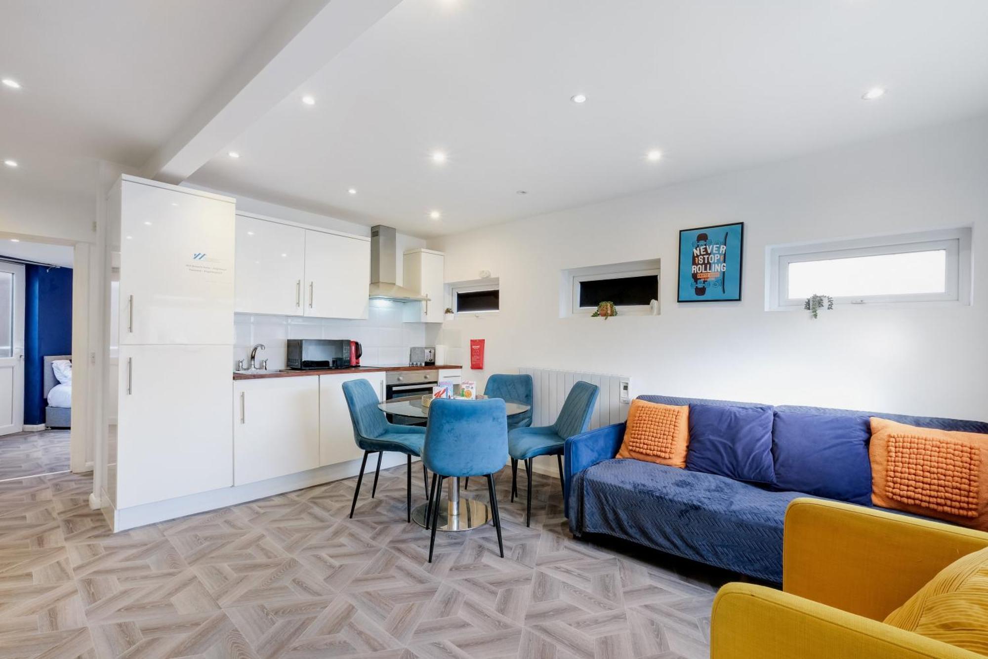 Kings House Apartment Hayes, West London Apt A Northolt  Екстериор снимка