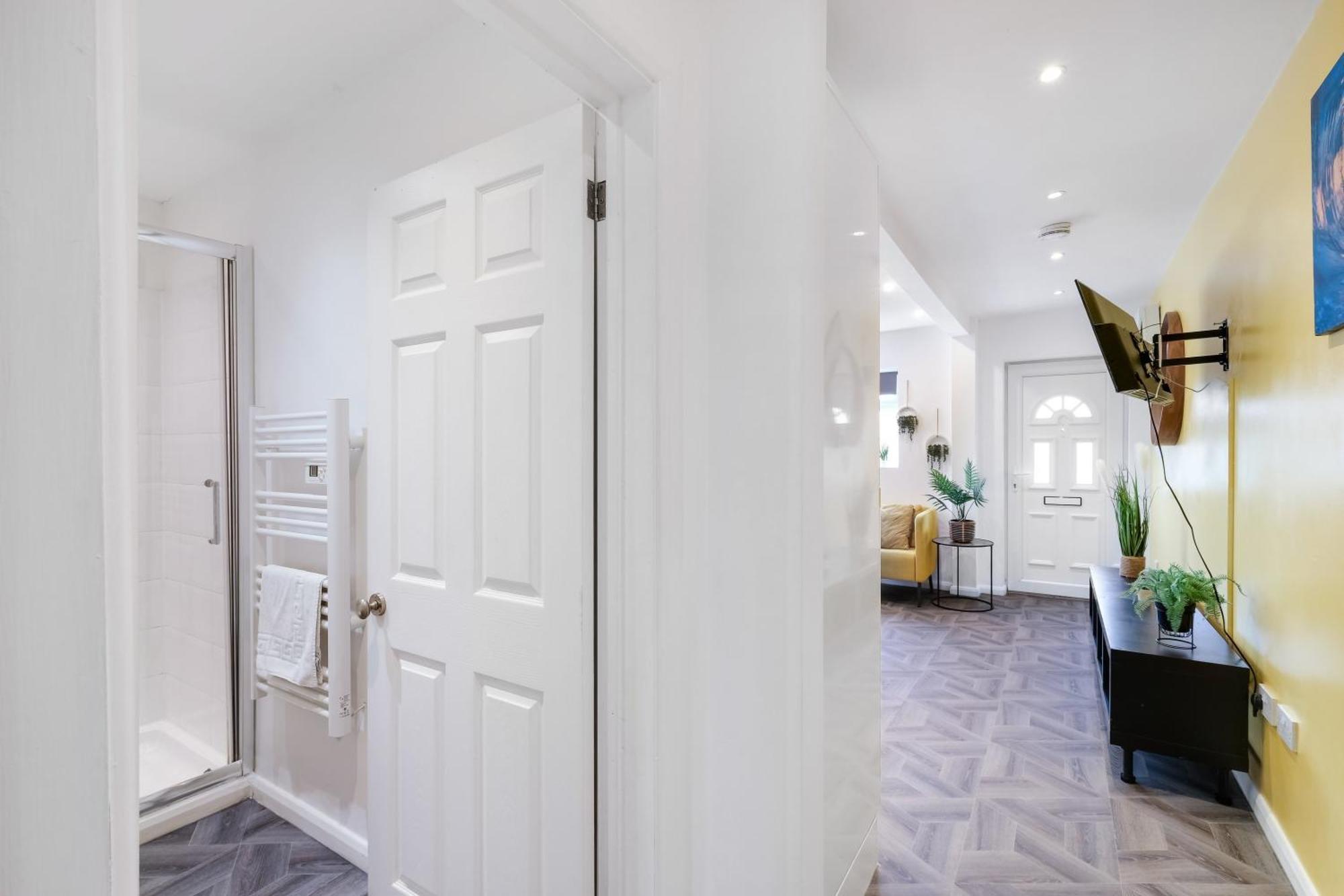 Kings House Apartment Hayes, West London Apt A Northolt  Екстериор снимка